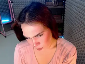 Stripchat Live Sex of Destined4U