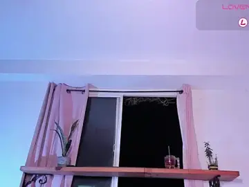 Stripchat Watch Live Sex Cams of Theevae