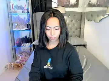 Stripchat Adult Webcam of reighnempress