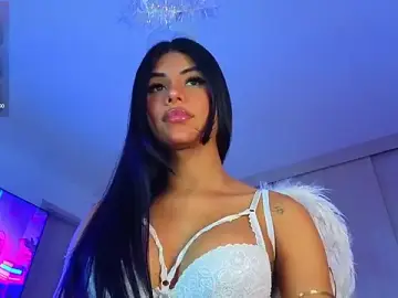 Stripchat Live Sex Cam of Salolatina