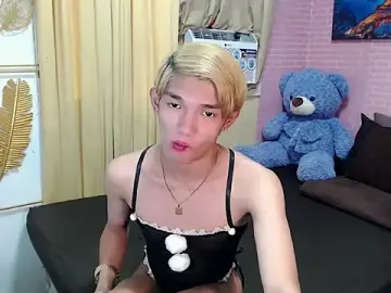 Stripchat Adult Video Chat of urasian_john18