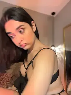 Stripchat Best live sex cam show of MiahWindsor