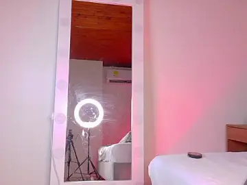 Stripchat Best live sex cam show of nahomi_campbell