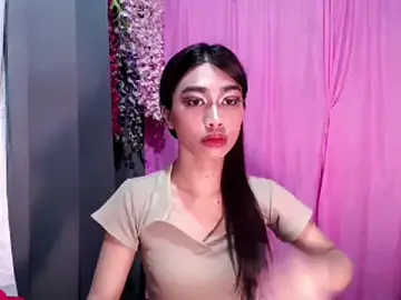 Stripchat Sex Cam of katrina_bigcock69