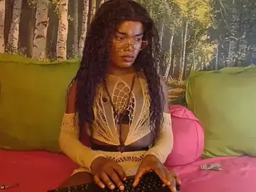 Stripchat Best live sex cam show of Lucile_Carrie