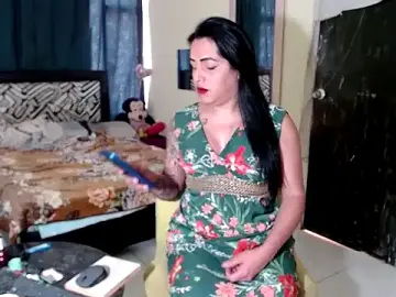 Stripchat Free Live Porn of Sashaferrari2000