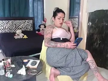 Stripchat Sex Cam of Sashaferrari2000