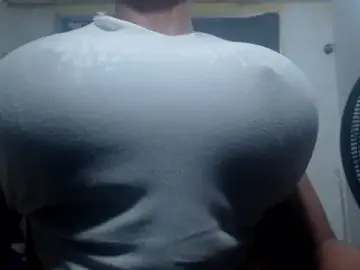 Stripchat Live Sex of DanielaMuscleTS