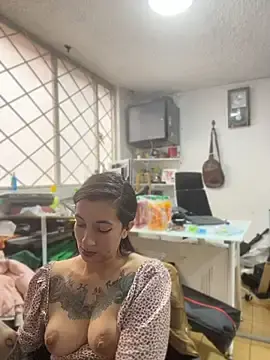 Stripchat Free Porn Cam of SALOME_KORLAND