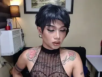 Stripchat Live Sex Cam of DazzlingroseHorsecock