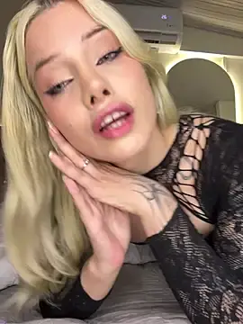 Stripchat Free Live Porn of devlin_nurmi