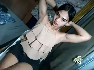 Stripchat Live Sex Cam of urasian_latinaxxxx