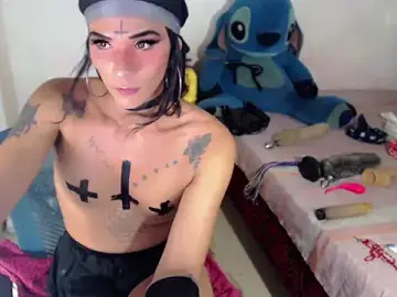 Stripchat Free Live Porn of Emma_dirty_fantasy