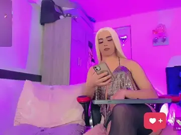 Stripchat Sex Chat of Hellen_moons__