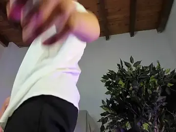 Stripchat Best Webcam of IM_DAREN