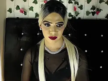 Stripchat Adult Video Chat of Kristal_Queen01