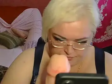 Stripchat Adult Video Chat of Iren4555