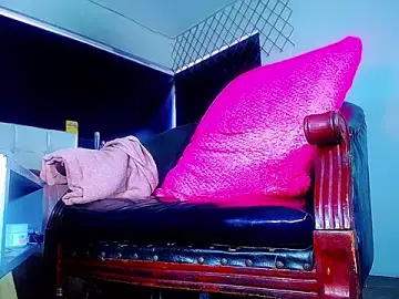 Stripchat Best Webcam of bellatrixx_69