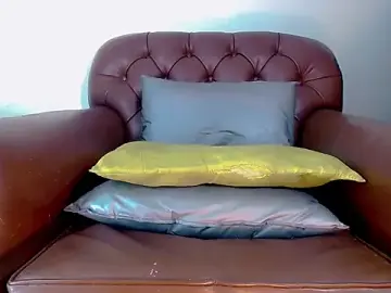 Stripchat Watch Live Sex Cams of bellatrixx_69