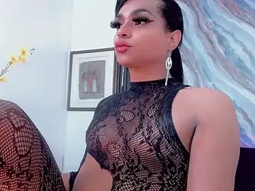 Stripchat Watch Live Sex Cams of bellatrixx_69