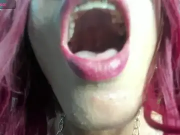 Stripchat Adult Webcams of shantala_nastasiia