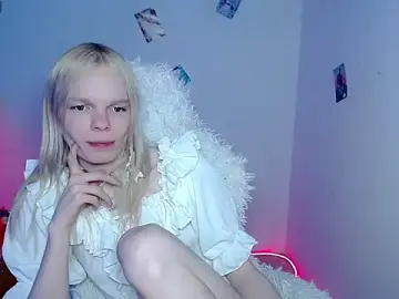 Stripchat Live Sex Cam of Emily_Nyaffee