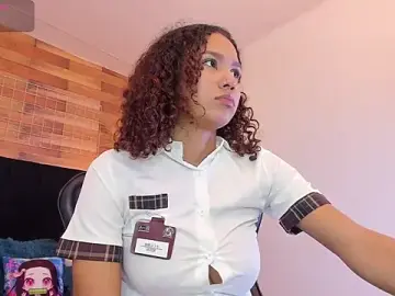 Stripchat Live Sex Cam of Emily_brown04