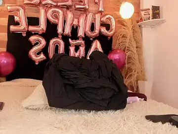 Stripchat Adult Webcams of Emily_brown04