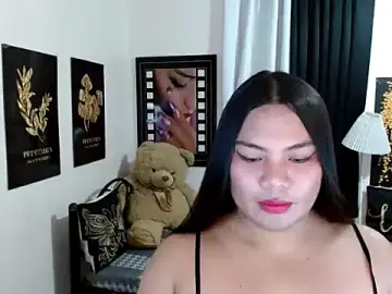 Stripchat Live Sex Cam of TSbrianaHugeCock