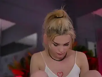 Stripchat Adult Webcam of BrattyScarlet