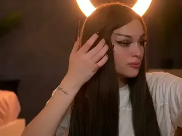 Stripchat Free Porn Cam of BrattyScarlet