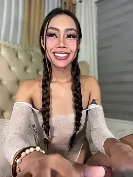 Stripchat Adult Webcams of Innocent_yanixx69