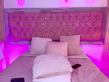 Stripchat Live Porn of Bonn_Glow