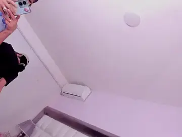 Stripchat Watch Live Sex Cams of party_star_ts