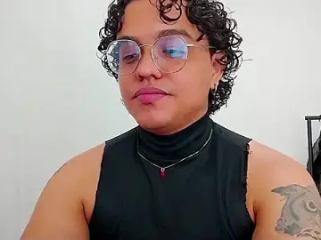 Stripchat Free Live Porn of Diane_exotic