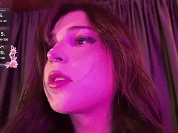 Stripchat Sex Cam of Yuri_Stars