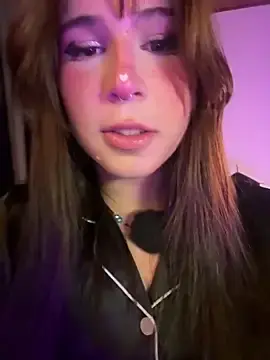 Stripchat Live Sex Cam of Yuri_Stars