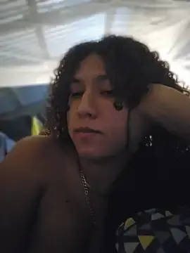 Stripchat Sex Chat of lilith_isabella25