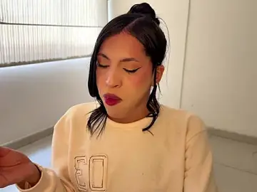 Stripchat Nude Webcam of clara_evanss_s