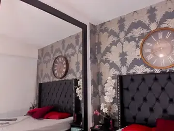 Stripchat Adult Webcams of Valeria_Collin