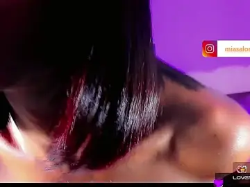 Stripchat Adult Video Chat of Mia_Castro_xx