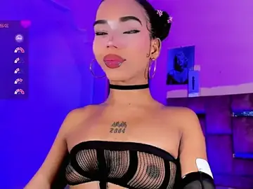 Stripchat Adult Video Chat of Mia_Castro_xx