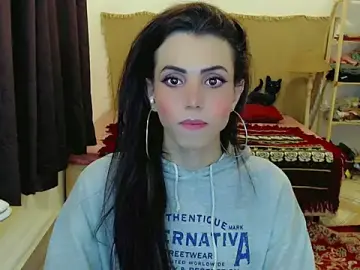 Stripchat Nude Webcam of Sophie_Fantasys