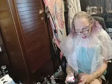 Stripchat Free Live Porn of Ombeline1