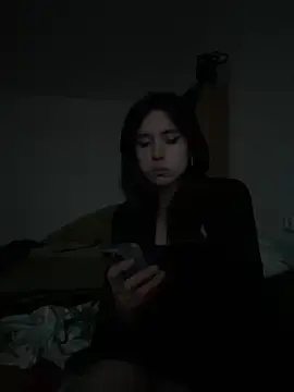 Stripchat Free Porn Cam of VelwetNoir