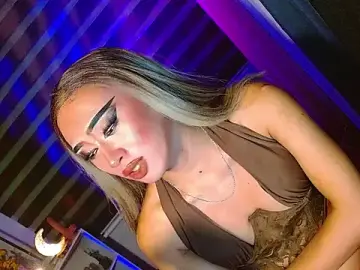 Stripchat Watch Live Sex Cams of HOLLYWOOD_QUEEN_88