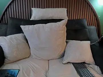 Stripchat Adult Webcam of shannel__queen