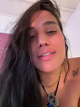 Stripchat Adult Webcam of Belle_Noir