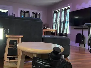 Stripchat Free Porn Cam of famousALYX