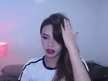 Stripchat Live Sex Cam of AngelicAurora_